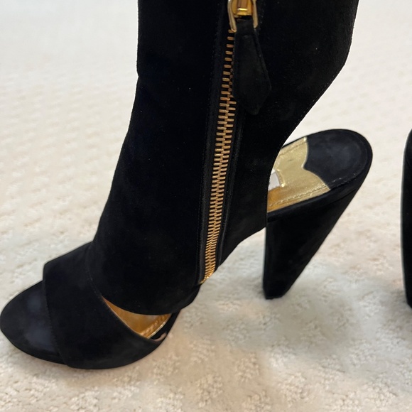 Miu Miu peep-toe ankle bootie, black suede, sz 37.5 - Picture 3 of 8